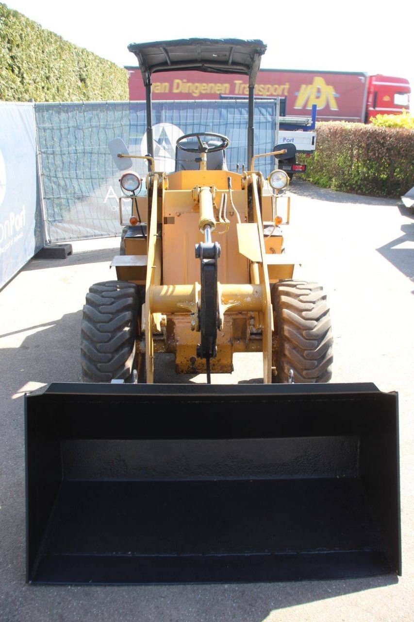 Wheel loader TCM 808 Diesel 28 HP