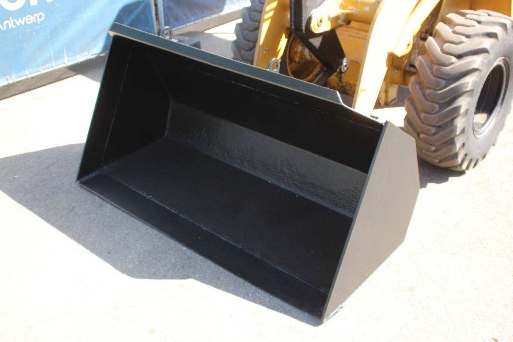 Wheel loader TCM 808 Diesel 28 HP