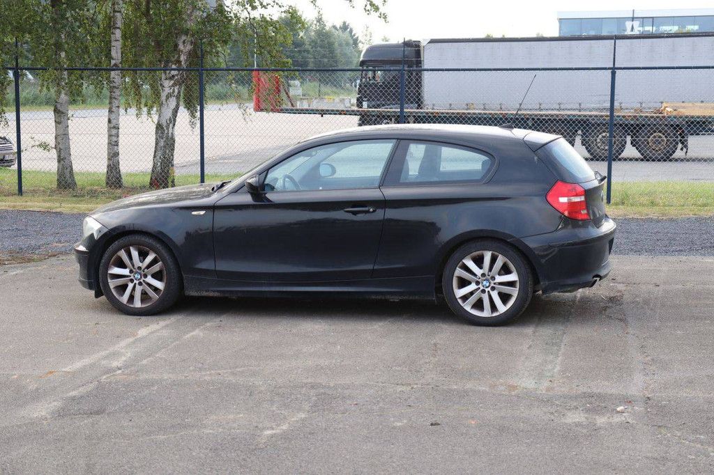 Passenger car BMW 116i Petrol 122 hp 2008
