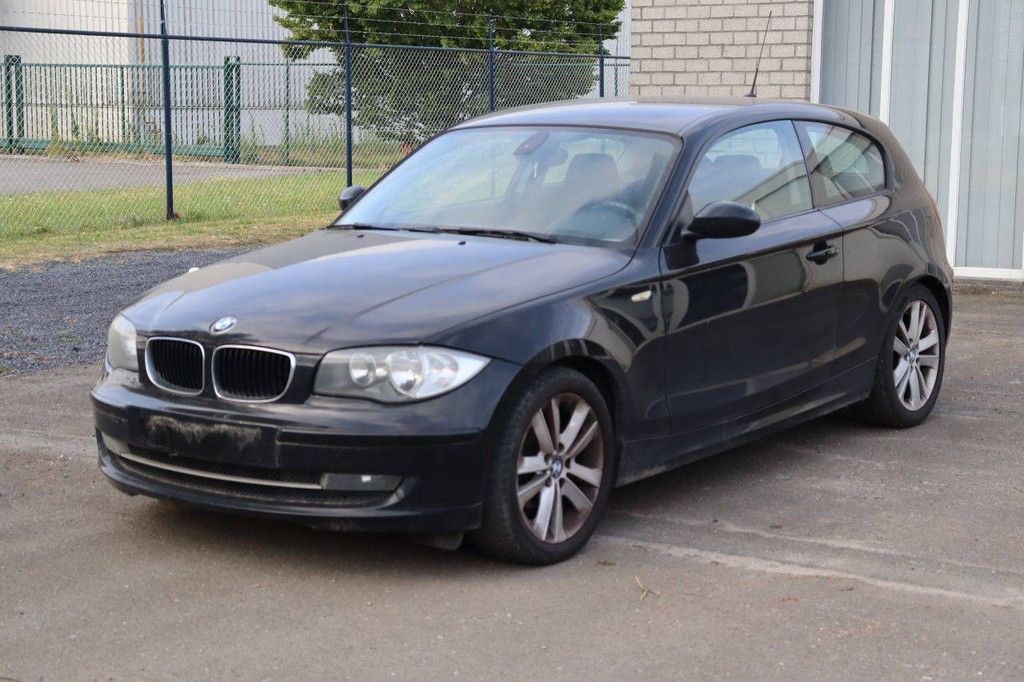 Passenger car BMW 116i Petrol 122 hp 2008
