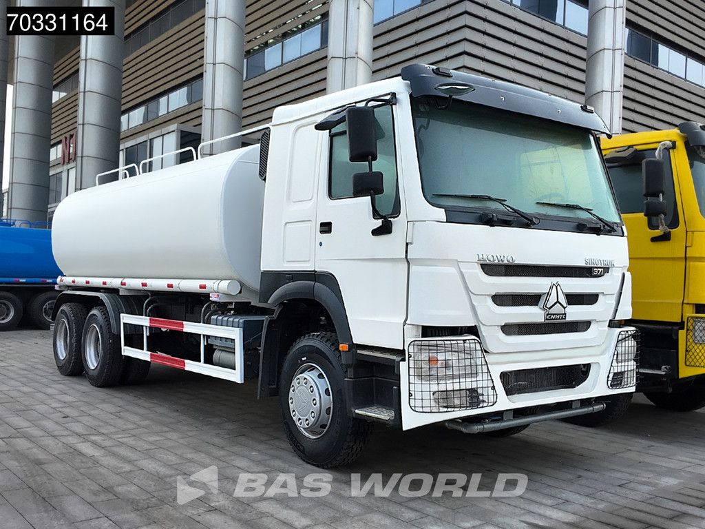 Sinotruk HOWO 371 6X4 Refurbished! Full steel Manual 20.000L water capacity Airco Euro 2