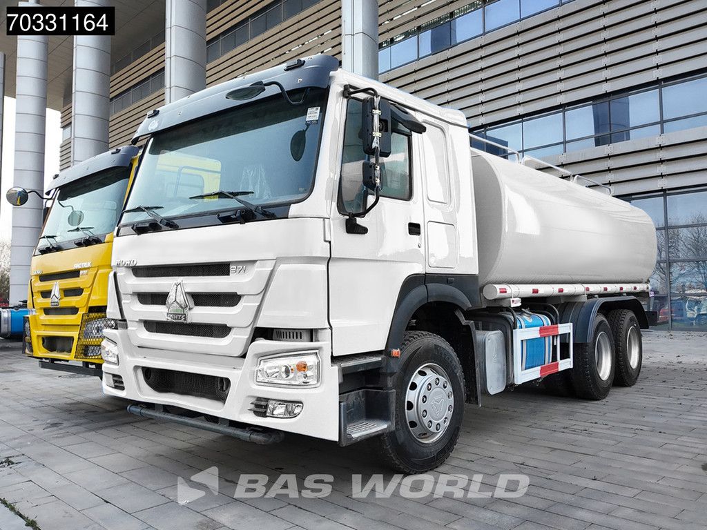 Sinotruk HOWO 371 6X4 Refurbished! Full steel Manual 20.000L water capacity Airco Euro 2
