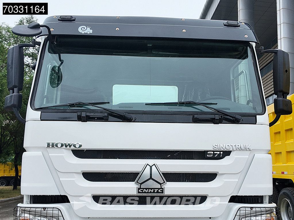 Sinotruk HOWO 371 6X4 Refurbished! Full steel Manual 20.000L water capacity Airco Euro 2