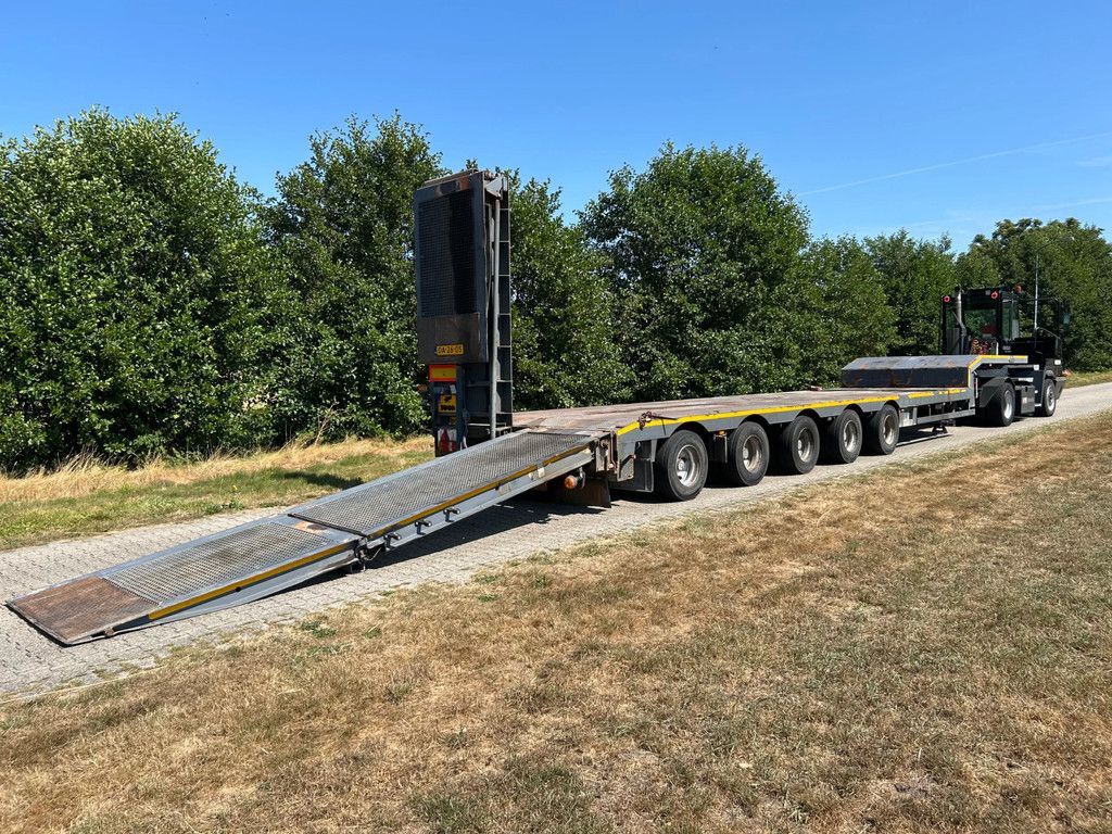 Nooteboom MCO-68-05 | MCO-68-05 | HEAVY SEMI-LOADER |