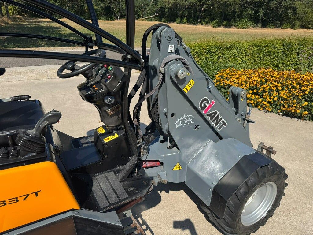 Giant 337t