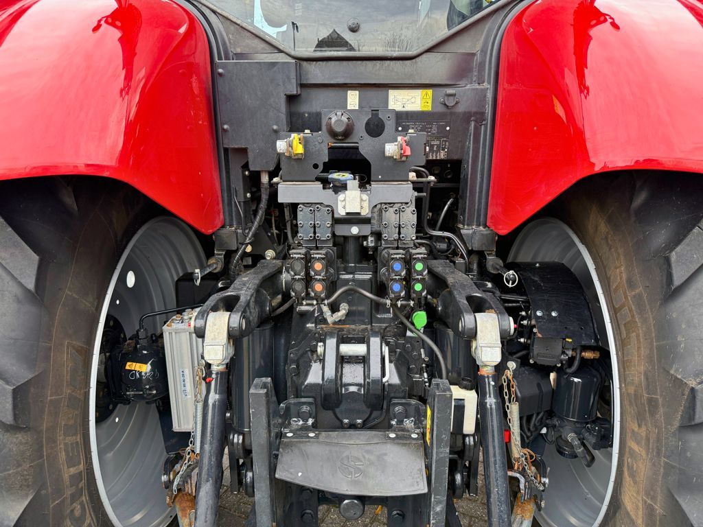 Case IH Puma 200 CVXDrive met Herder
