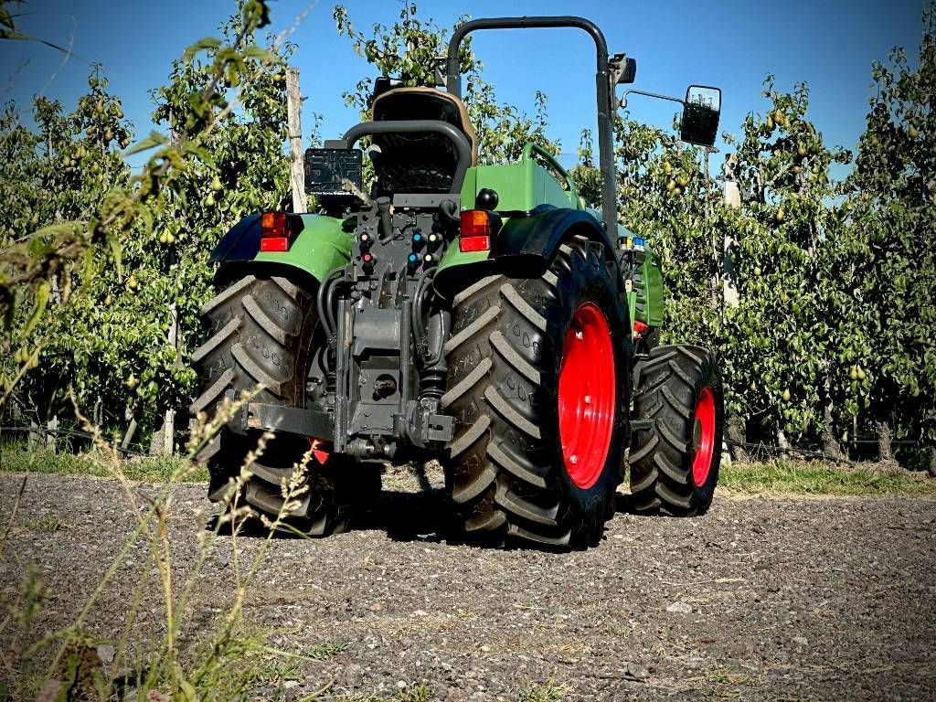 Fendt 207V Beugelversie, Smalspoor/Fruitteeltractor