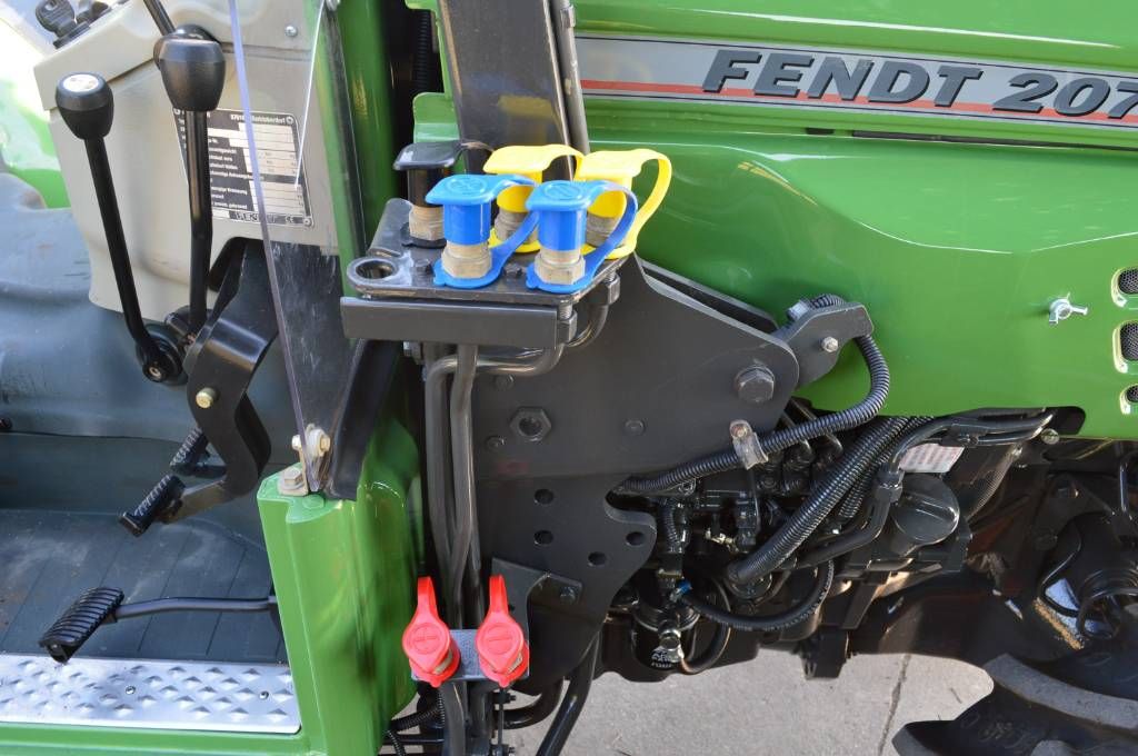 Fendt 207V Beugelversie, Smalspoor/Fruitteeltractor