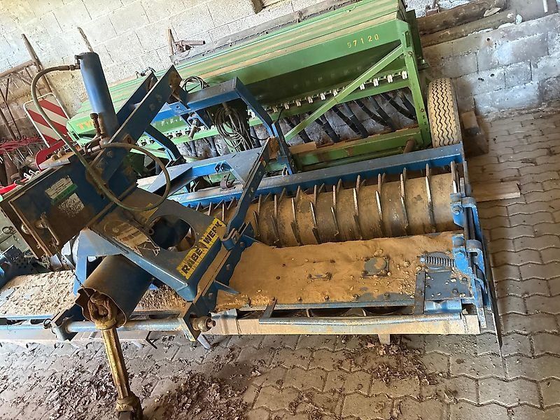 Rabe MKE 300 Zahnpacker + hydr. Hitch