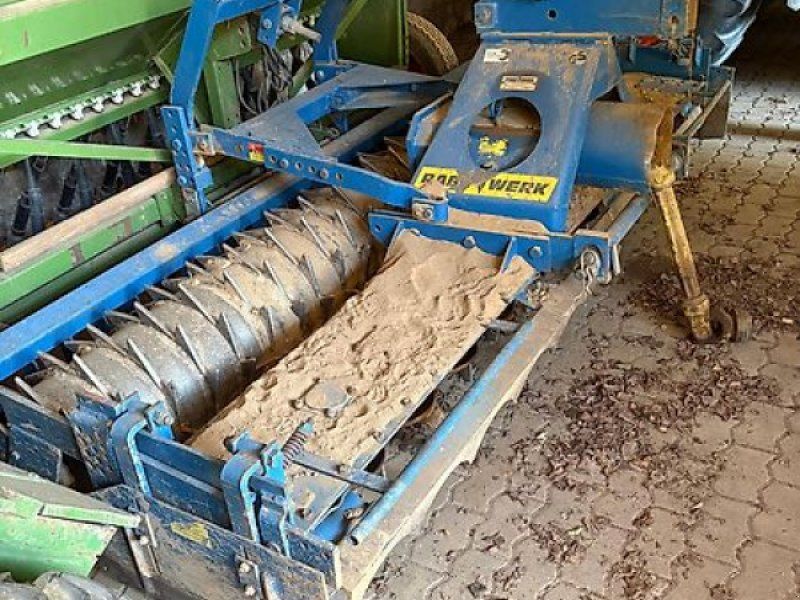 Rabe MKE 300 Zahnpacker + hydr. Hitch