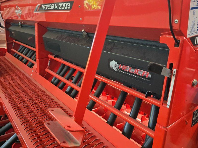 Kuhn HRB 303D / Integra 3003 24SD