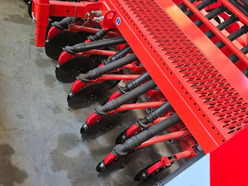 Kuhn HRB 303D / Integra 3003 24SD