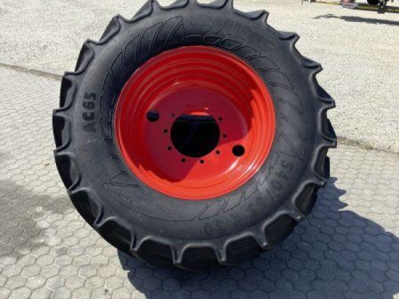 Claas 650/65R42  540/65R30 RÄDER JE