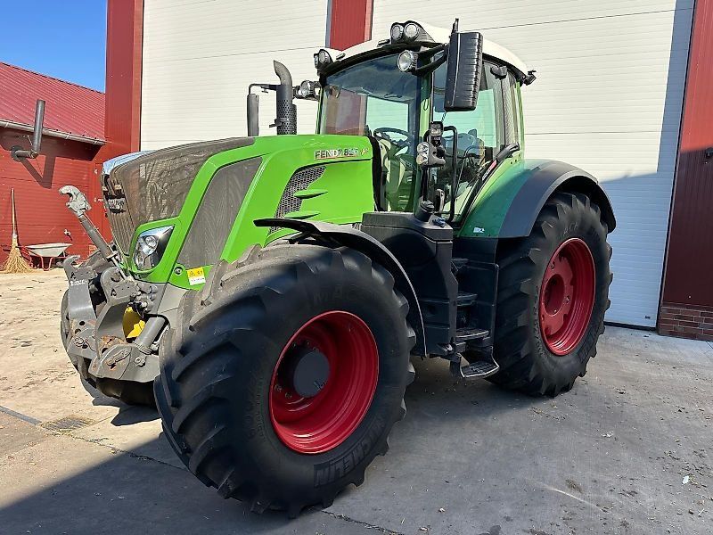Fendt 826 S4 Profi Plus