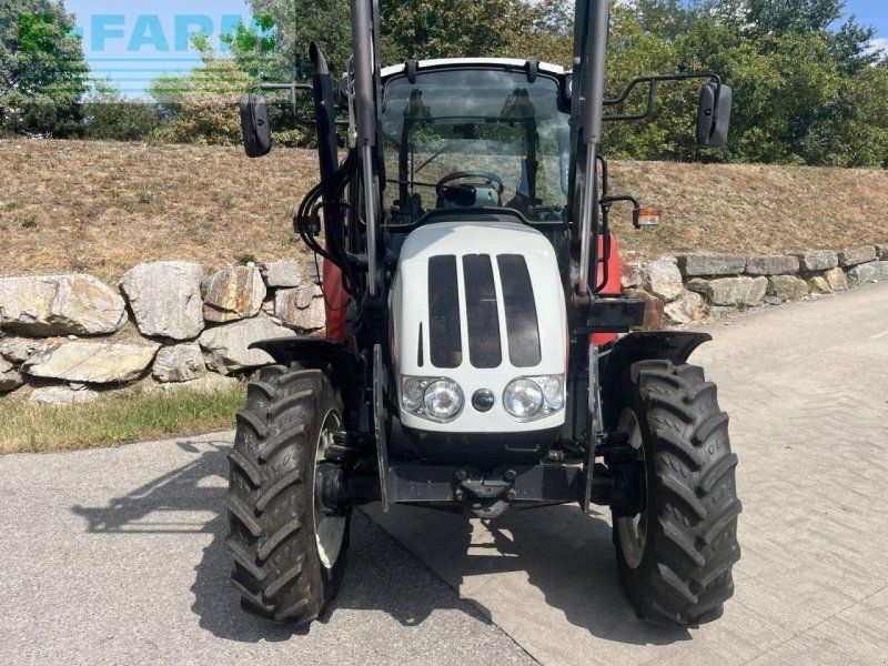 Steyr kompakt s 4065 mit stoll frontlader