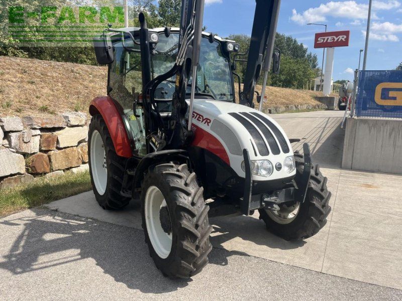 Steyr kompakt s 4065 mit stoll frontlader
