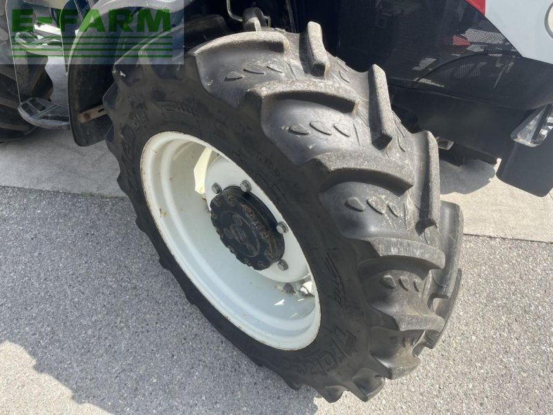 Steyr kompakt s 4065 mit stoll frontlader