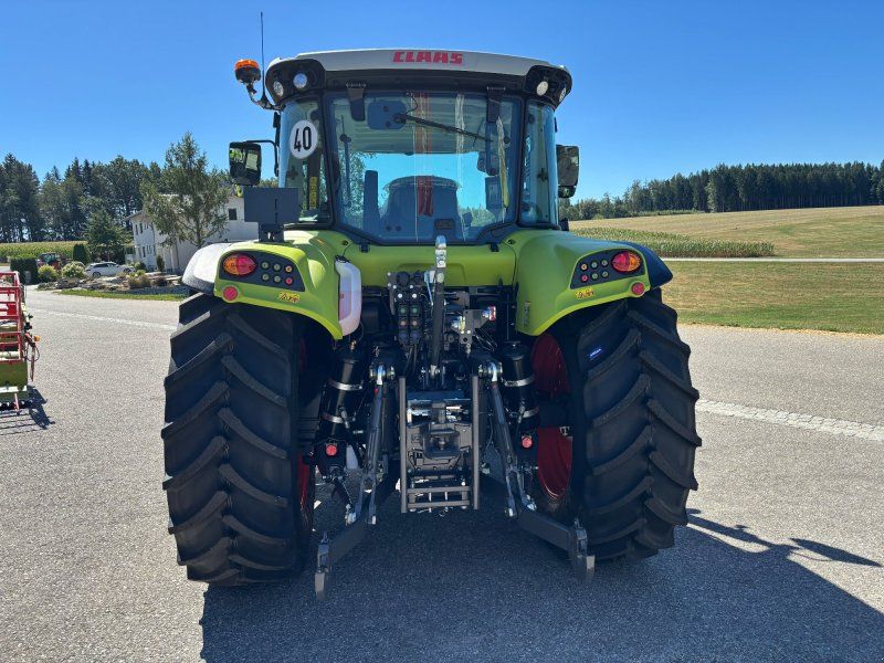 Claas Arion 420