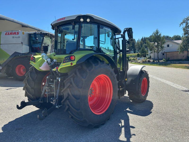 Claas Arion 420