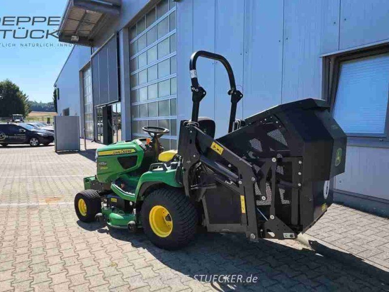 John Deere X950R mit Hochentleerung