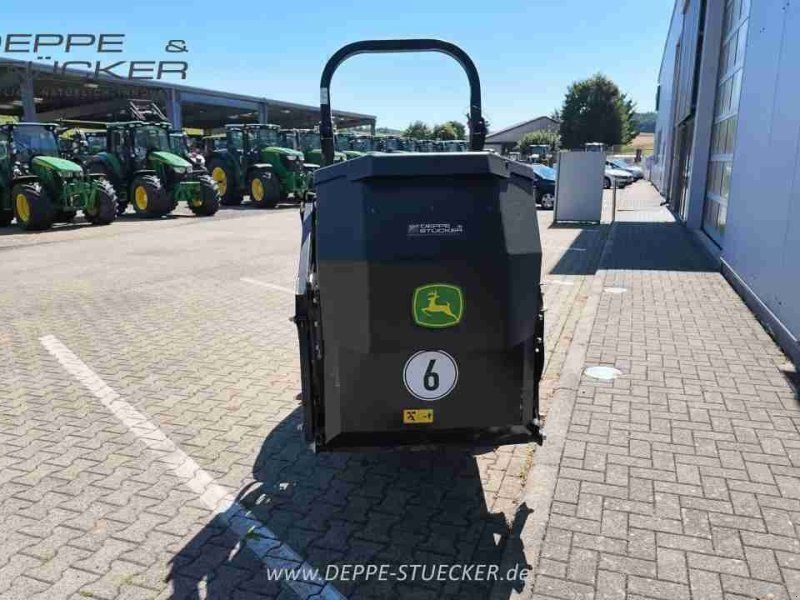 John Deere X950R mit Hochentleerung