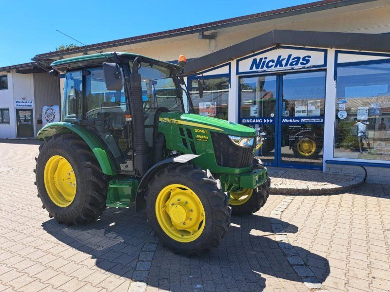 John Deere 5058E orig. Kabine, Klimna, 40 km/h