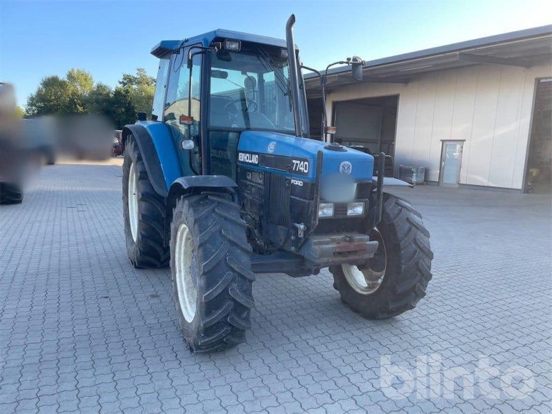 New Holland 7740