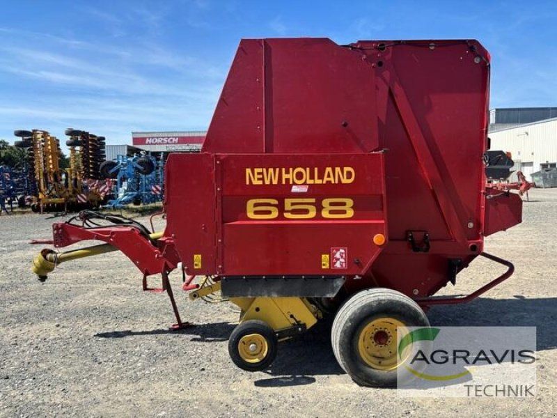 New Holland RB 658