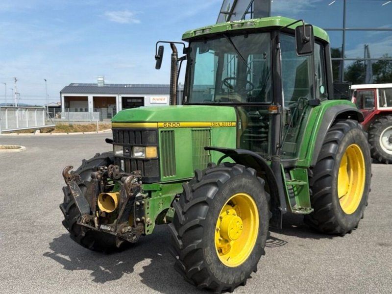 John Deere 6200