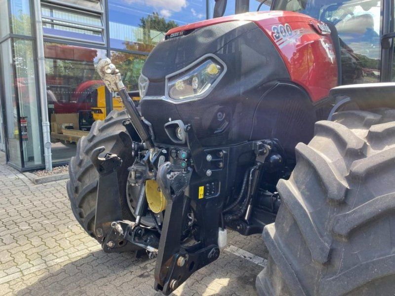 Case IH OPTUM 300 CVX