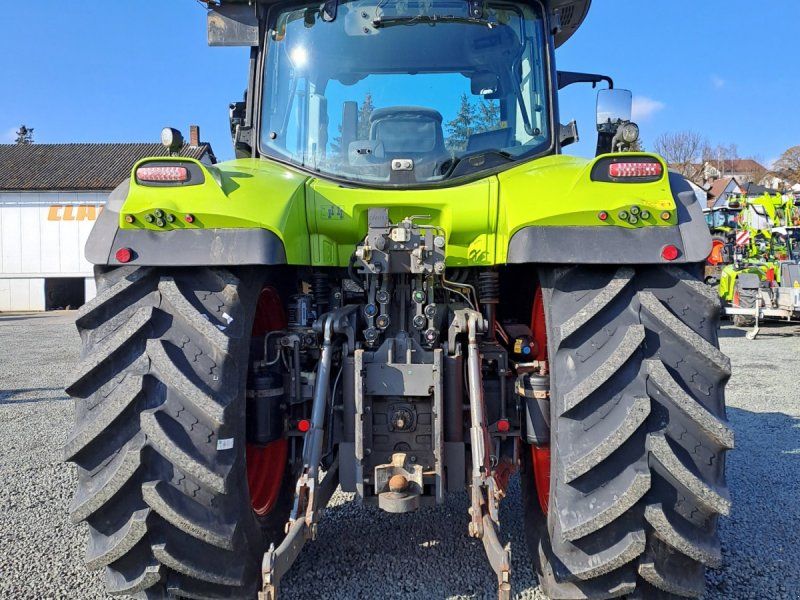 Claas Arion 660 CMATIC