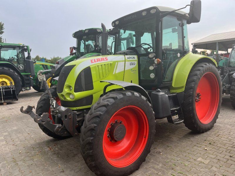 Claas Arion 620