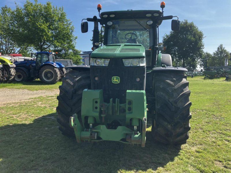 John Deere 8370R