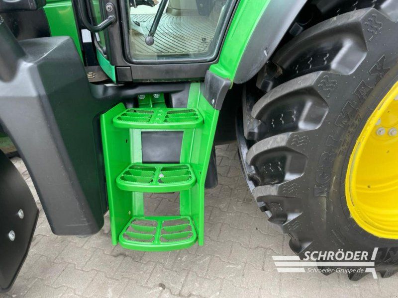 John Deere 6115 M