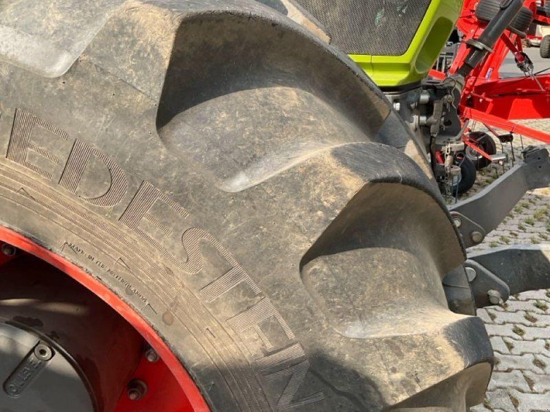 Claas Axion 930
