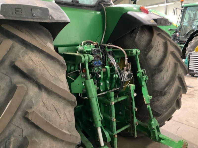John Deere 8270R