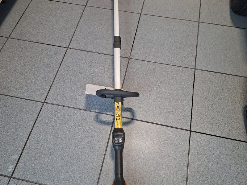 Husqvarna Akku- 215 iL Set