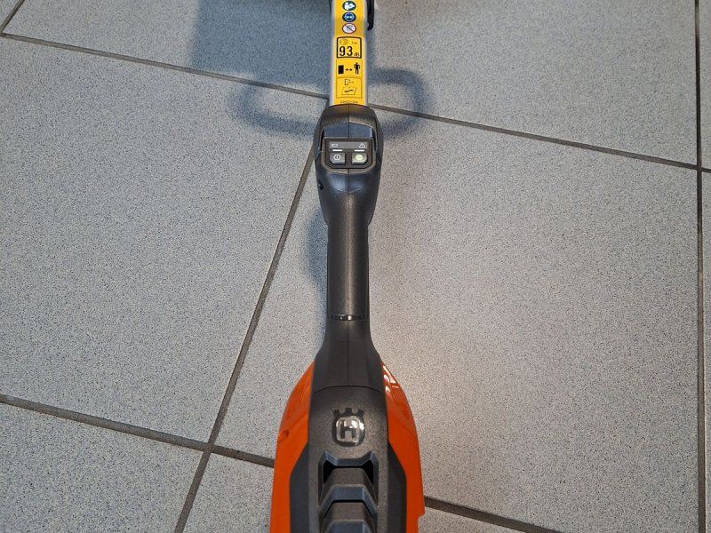 Husqvarna Akku- 215 iL Set