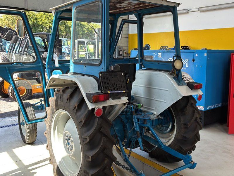 Ford 2000