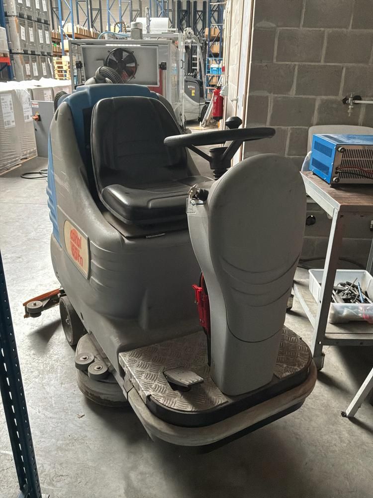 Fiorentini Coral 65 m – Industrieller Aufsitz-Scheuersauger