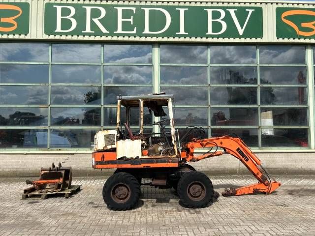 Kubota KH 16-W