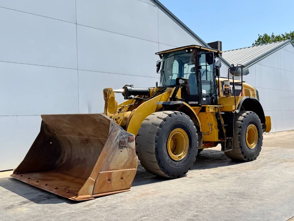 CAT 966M - Automatic Greasing / 3th Function