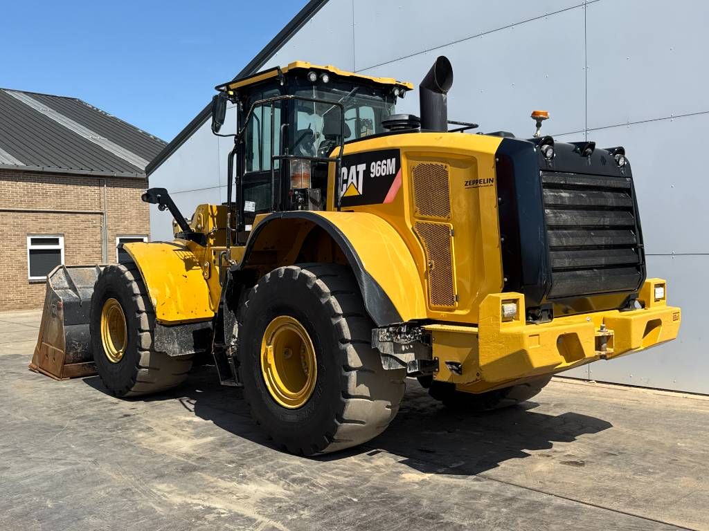CAT 966M - Automatic Greasing / 3th Function