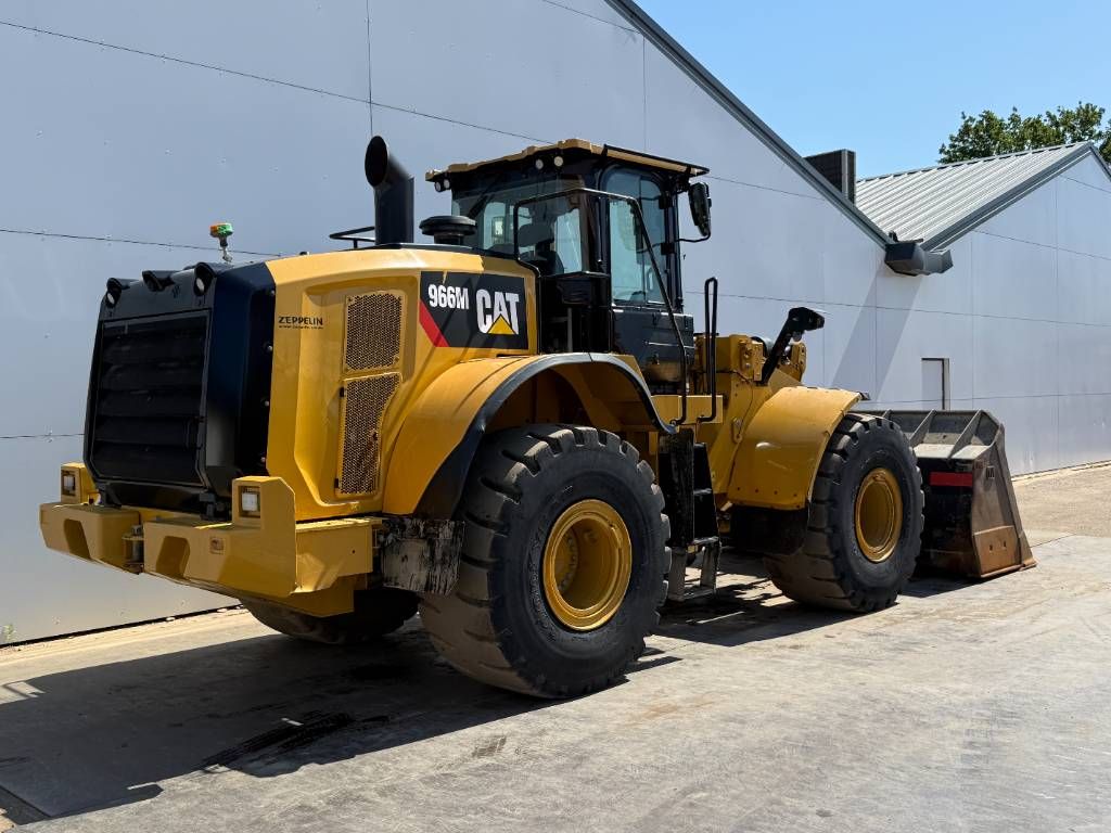 CAT 966M - Automatic Greasing / 3th Function
