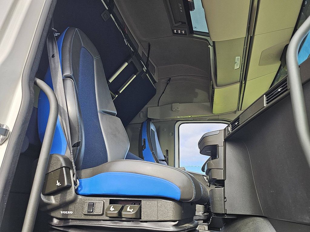 VOLVO FH 500 xl led i-p-c 2x tank
