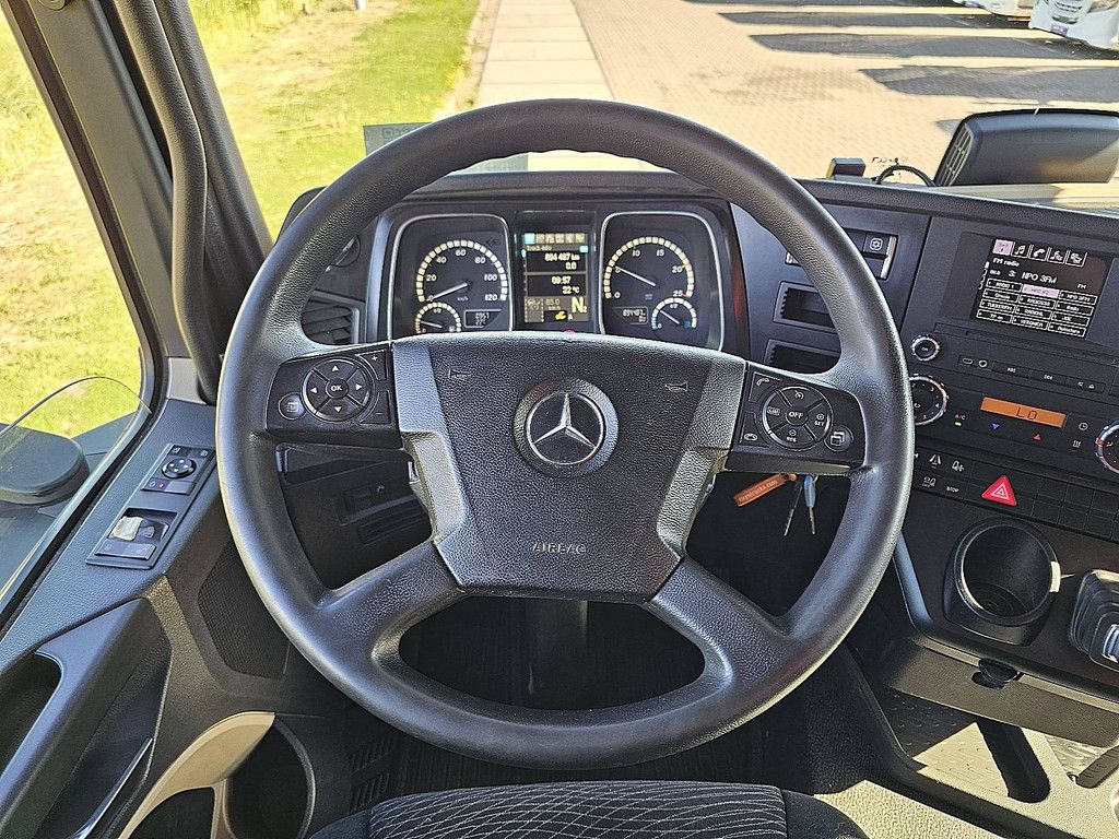 MERCEDES-BENZ ACTROS 1832