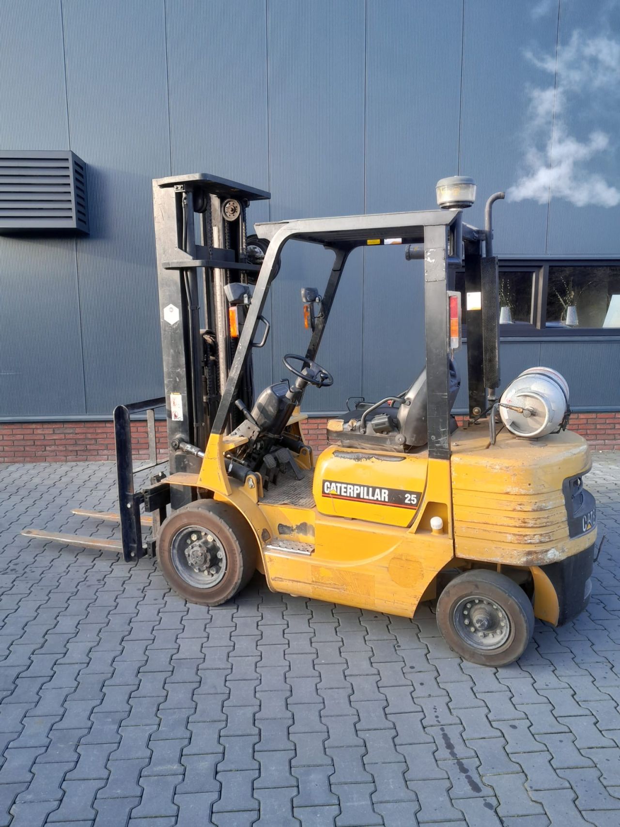 CAT GP25