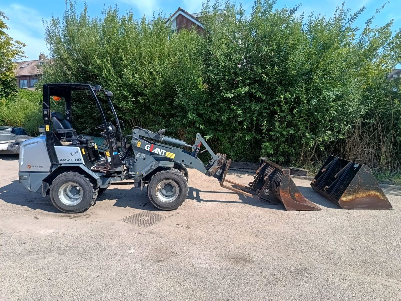 Giant V452T X-tra HD 12-tons 4450u Brede banden Kent. 4 bakken!