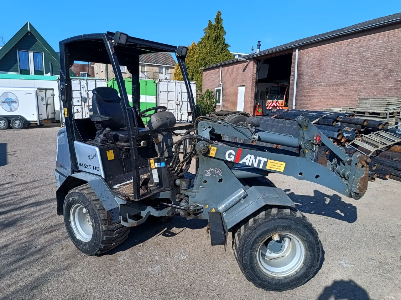 Giant V452T X-tra HD 12-tons 4450u Brede banden Kent. 4 bakken!
