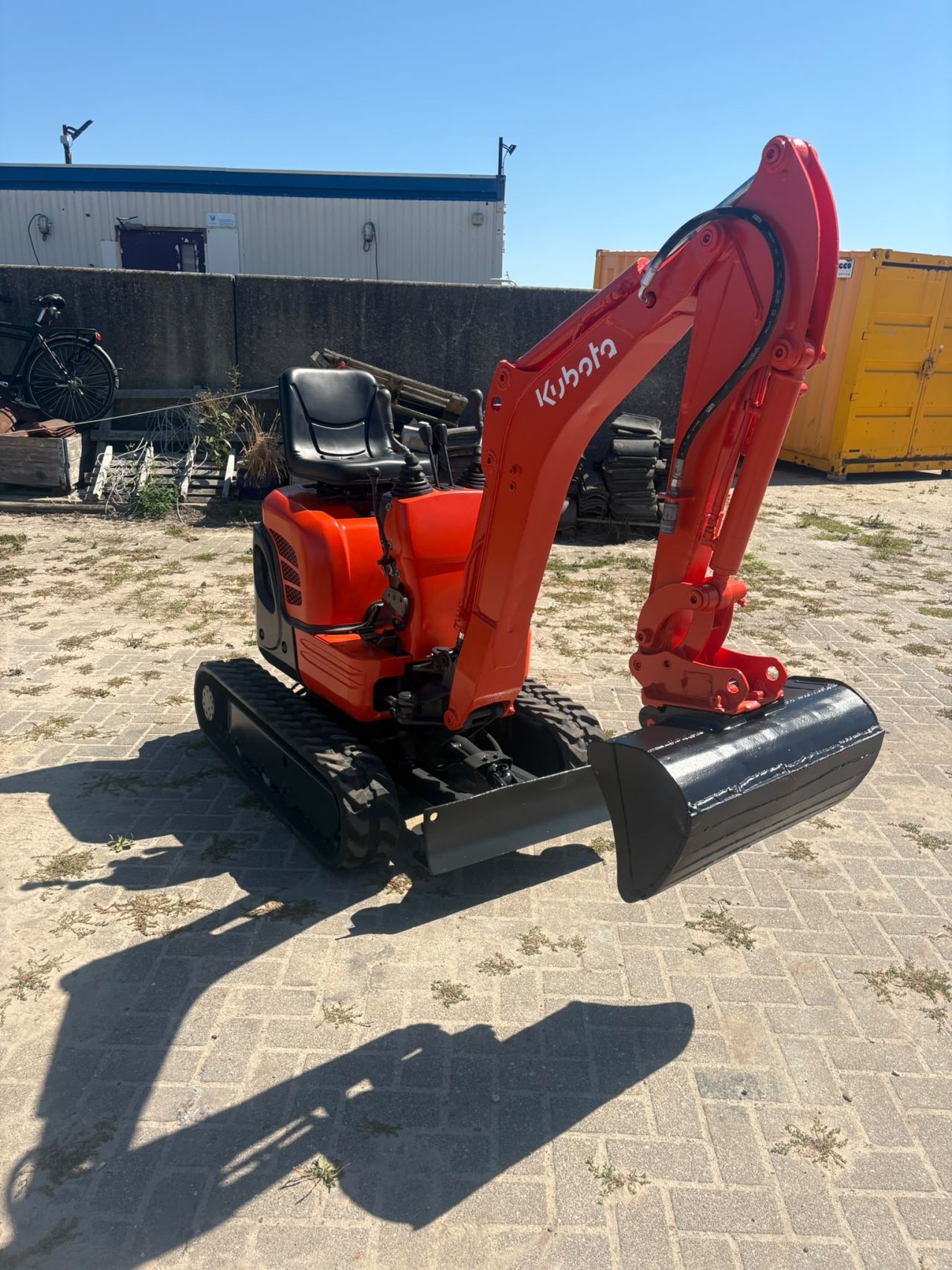 Kubota u-10 2013